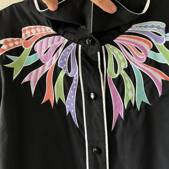 Bob Mackie Sz L Wearable Art Shirt Womens Black Embroidered Western Button Up - Picture 3 of 9